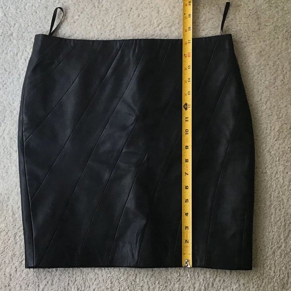 Genuine Lamb Leather Mini Skirt by VILA, Size S-XS, Diagonal Stitch - Picture 3 of 9